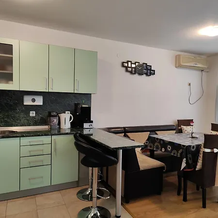 Апартаменты Nev Бургас